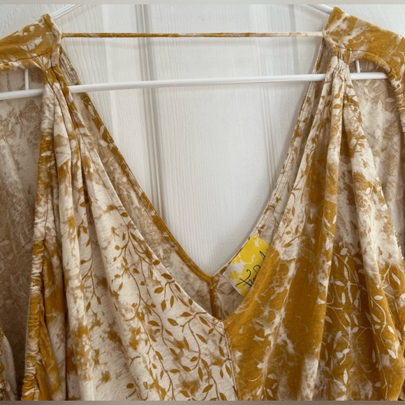 Free People Women’s Floral Top, Size Small - Picture 3 of 7